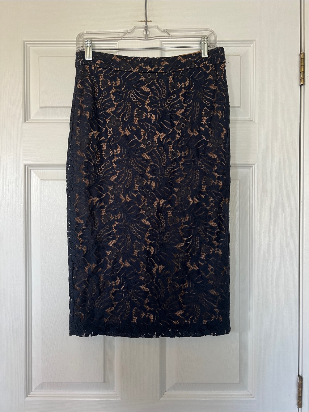 Banana Republic Navy Lace Pencil Skirt with Beige Lining